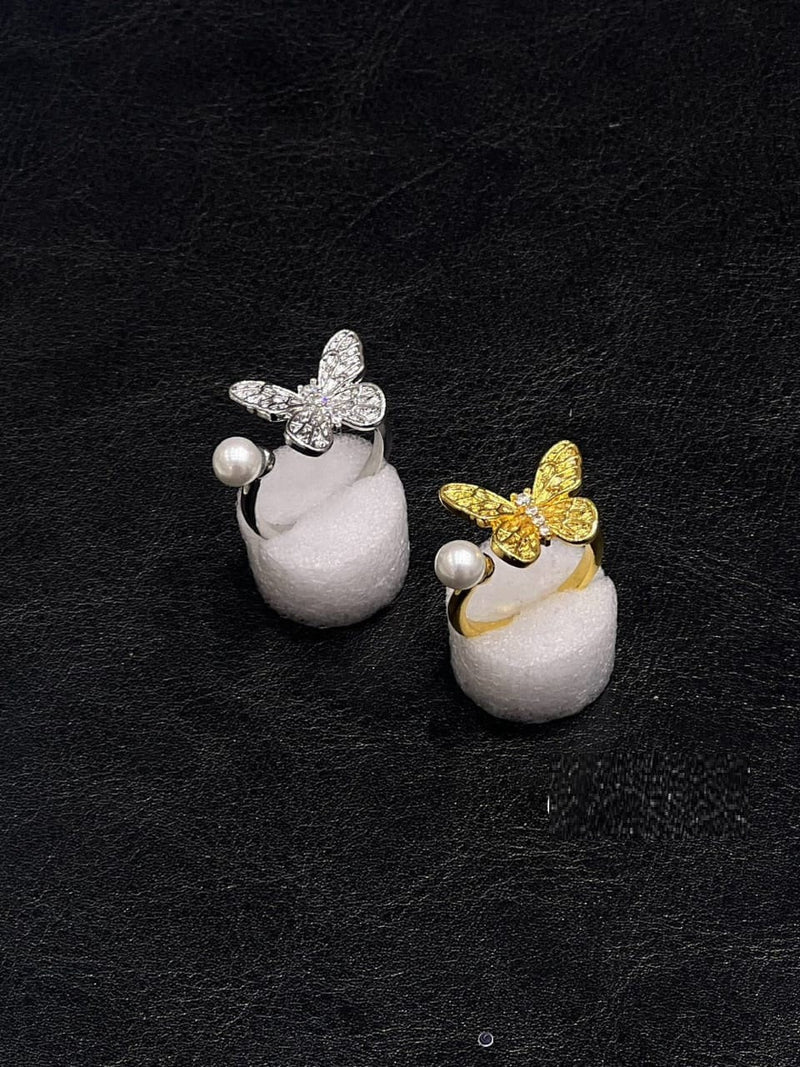 Elegant Pearl Butterfly Ring